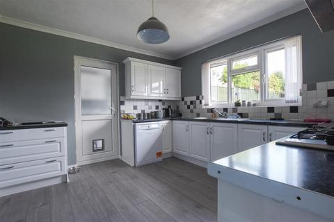 4 bedroom detached house for sale, Claxton Road, Bexhill-On-Sea