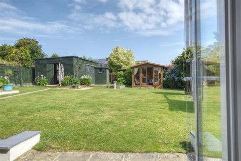 7 Claxton Road, Bexhill-on-sea, TN40 2PP