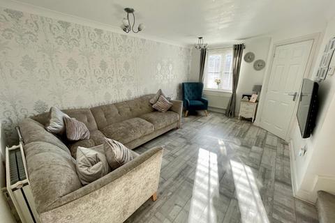 3 bedroom end of terrace house for sale, Bridge Meadow Way, Grange Park, Northampton NN4