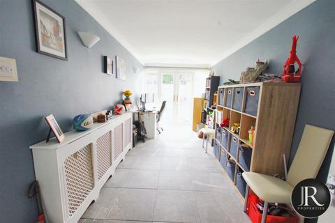 71 Bower Lane, Rugeley, WS15 2RD