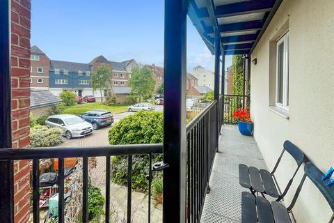 2 bedroom apartment for sale, River Road, Littlehampton BN17