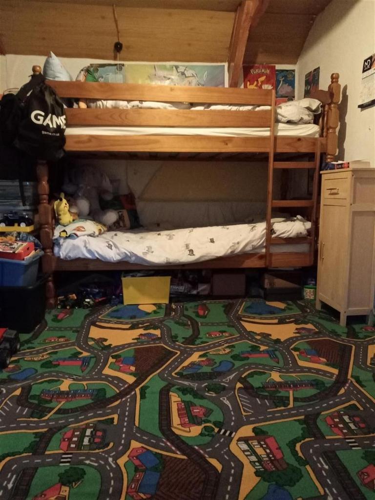 Rear bedroom