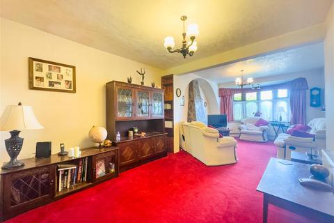 36 Caterham Avenue, Ilford, IG5 0PZ