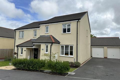 24 Buzzard Rise, St Anns Chapel, Gunnislake, PL18 9FL