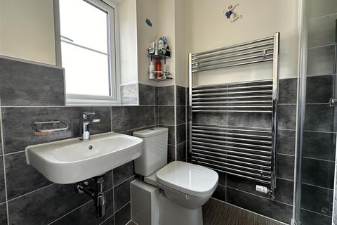 24 Buzzard Rise, St Anns Chapel, Gunnislake, PL18 9FL