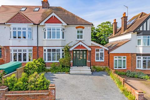 14 Hill Road, Theydon Bois, Epping, CM16 7LX