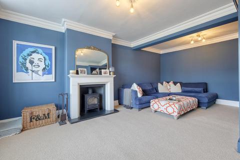 14 Hill Road, Theydon Bois, Epping, CM16 7LX