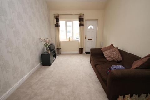 4 bedroom end of terrace house for sale, New Street, Idle, Bradford