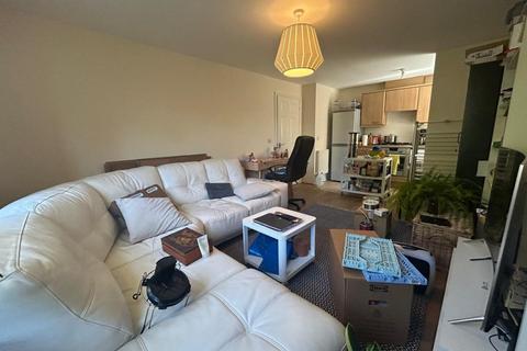 2 bedroom flat for sale, Bressay Drive, London