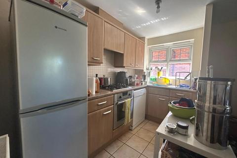 2 bedroom flat for sale, Bressay Drive, London