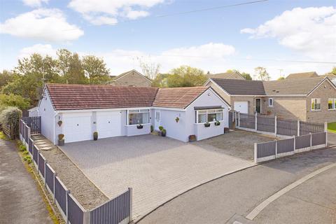 3 bedroom detached bungalow for sale, Mulberry Avenue, Adel, Leeds