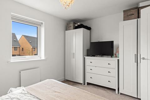 37 Plumtree Drive, Harlow, CM17 0FN