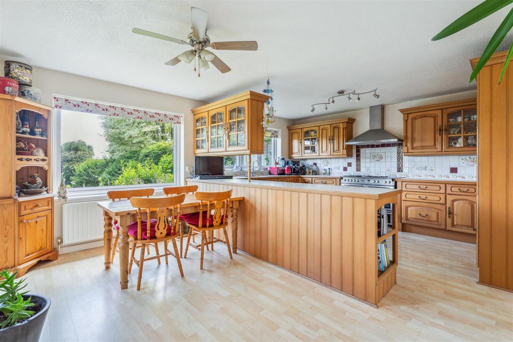 Kitchen Breakfast Room