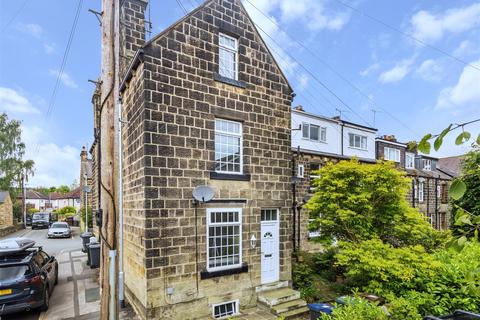 3 bedroom end of terrace house for sale, Dicks Garth Road, Ilkley LS29