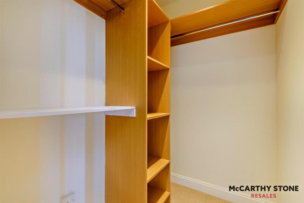 8604862-interior06-800.JPG