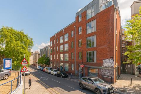 301 Armidale Place, Bristol, BS6 5BQ