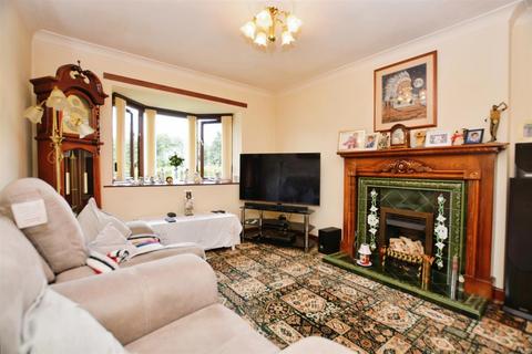 3 bedroom detached house for sale, Dorset Close West, Burton-Upon-Stather