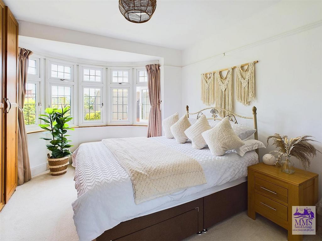 CAM02633 G0-PR0142-STILL030.jpg
