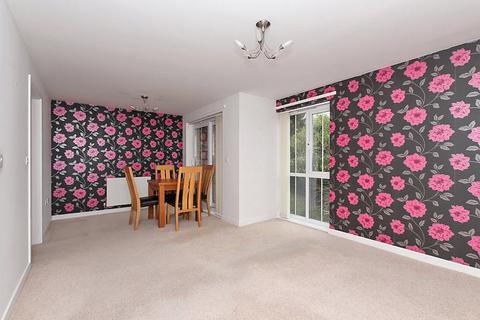 2 bedroom apartment for sale, Marigold Drive, Sittingbourne, Kent, ME10