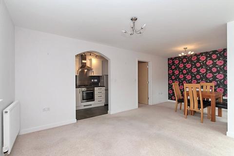 2 bedroom apartment for sale, Marigold Drive, Sittingbourne, Kent, ME10