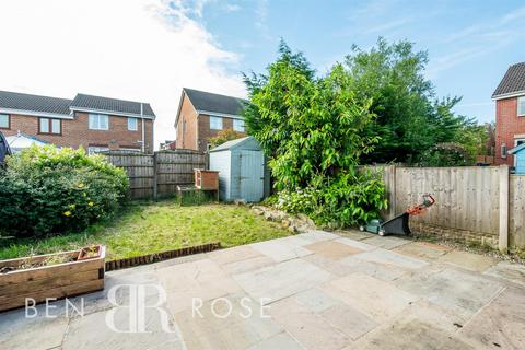 4 bedroom semi-detached house for sale, Redwood Drive, Chorley