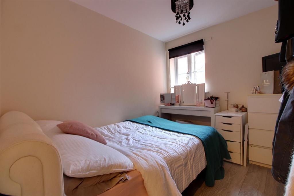AD0057  Bedroom 2.jpg