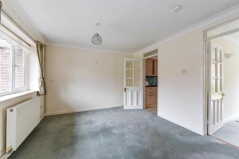 3 bedroom terraced house for sale, Linden Road, Romsey Town Centre, Hampshire