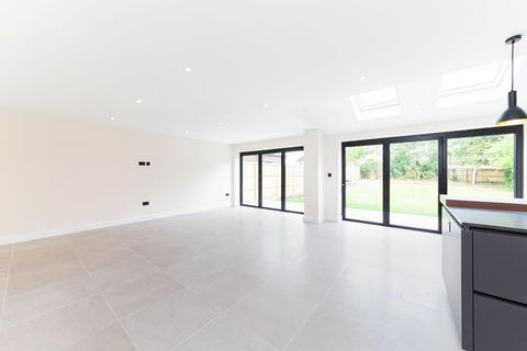 Niesen Faringdon Road, Southmoor, Abingdon, OX13 5AF