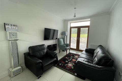 60 Bethania Road, Upper Tumble, Llanelli, SA14 6ED