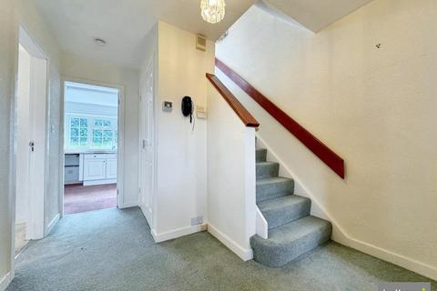 4 bedroom detached house for sale, Birkdale Drive, Chesterfield