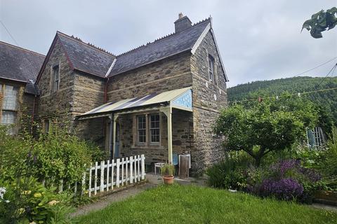 2 bedroom semi-detached house for sale, West Street, Knighton