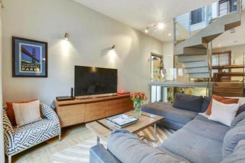 2 bedroom end of terrace house to rent, Parkhill Road, Belsize Park, London, NW3