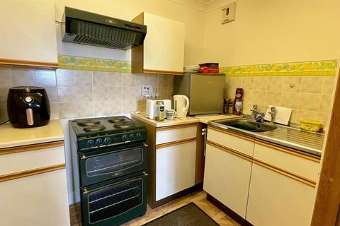 2 bedroom retirement property for sale, Tudor Road, Llandudno