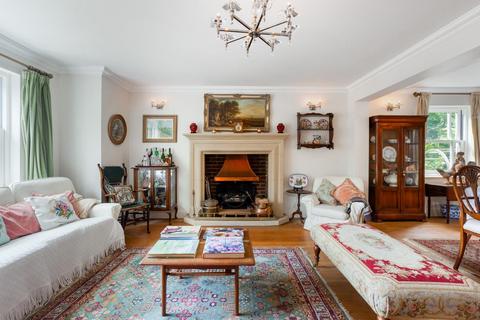 3 Chartwell Place, Shrewton, Salisbury, SP3 4FU