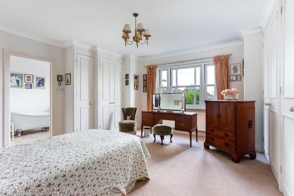 72555 3-Chartwell-Place-Shrewton-Salisbury (25).jp