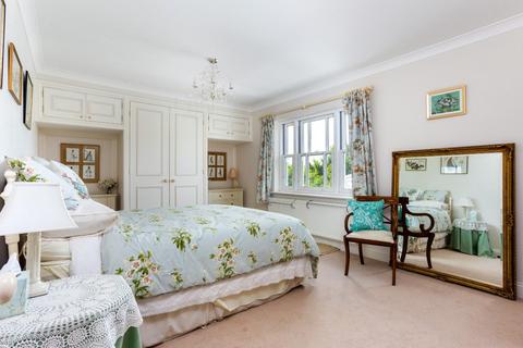 3 Chartwell Place, Shrewton, Salisbury, SP3 4FU
