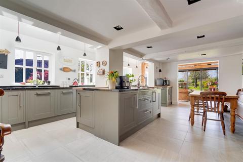 6 bedroom detached house for sale, The Balconies, Hanley Swan , Malvern, Worcester, WR8 0DN