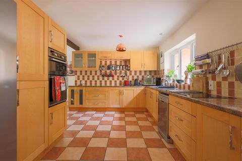 4 bedroom detached bungalow for sale, Renwick Lane, Winnothdale