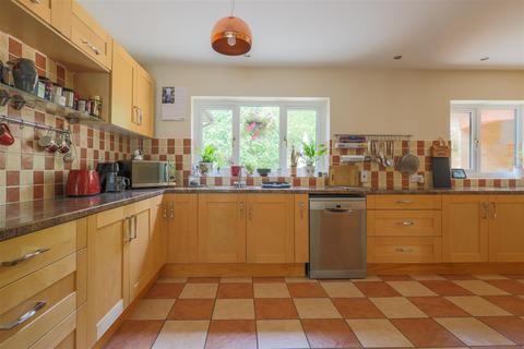 4 bedroom detached bungalow for sale, Renwick Lane, Winnothdale