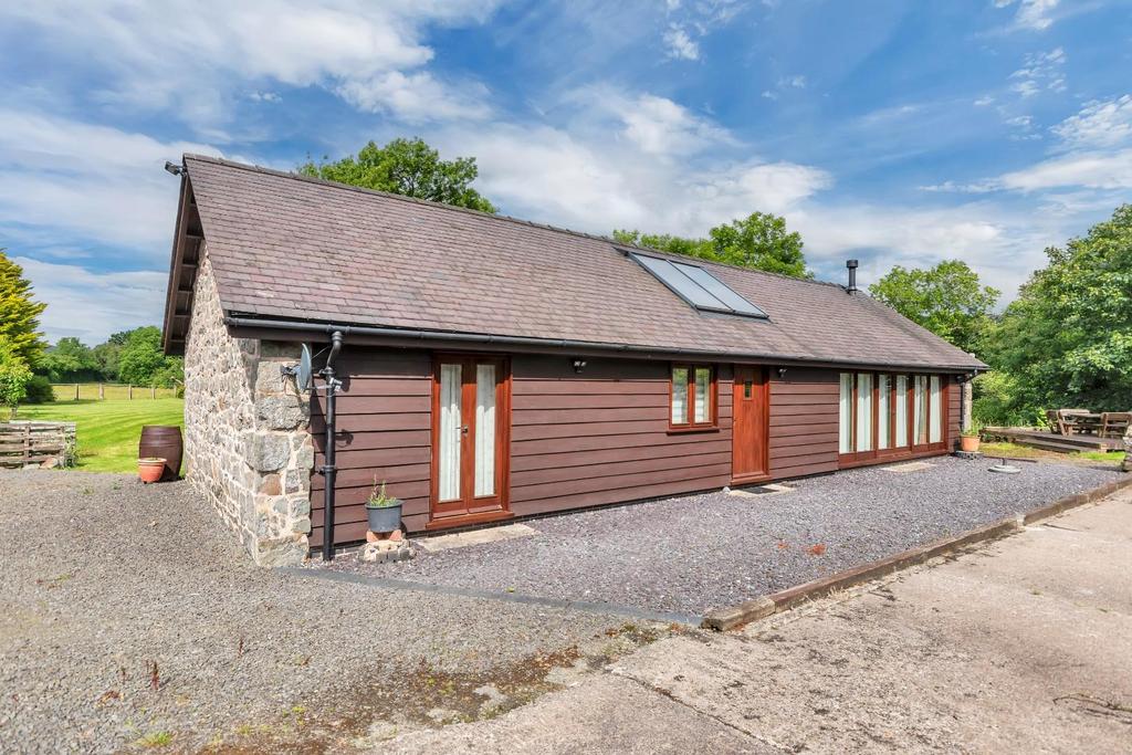 Mathrafal Mathrafal, Meifod 2 bed house - £375,000