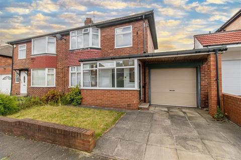 3 bedroom semi-detached house to rent, Slingsby Gardens, High Heaton, Newcastle Upon Tyne