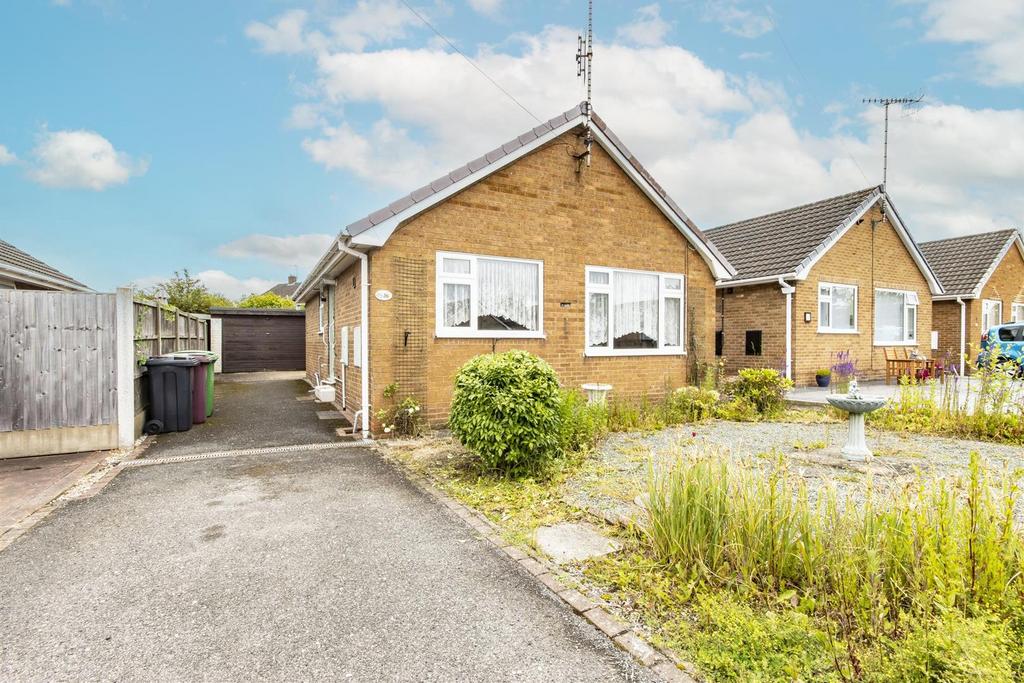 Tapton Way, Calow, Chesterfield 2 bed detached bungalow for sale £220,000