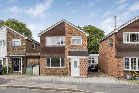 3 bedroom detached house for sale, Shefford Crescent, Wokingham