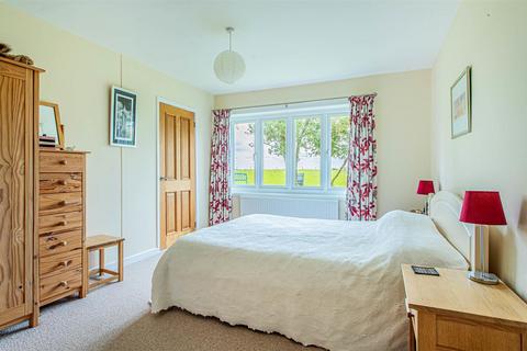 Grafton Heights Common Road, Malmesbury, SN16 0HN