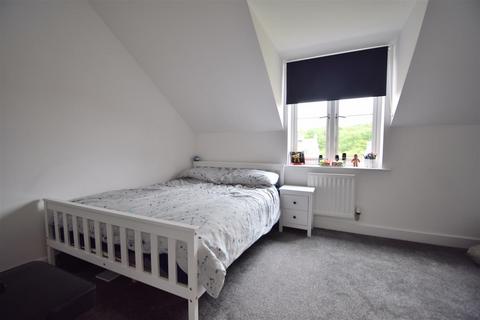 22 Acorn Way, Hardwicke, Gloucester, GL2 4AY