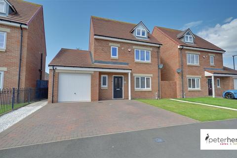 4 bedroom detached house for sale, Heyrose, Thurcroft, Sunderland