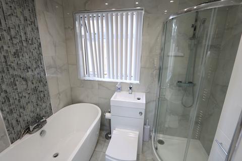 3 Crescent Avenue, Grays, RM17 6AZ