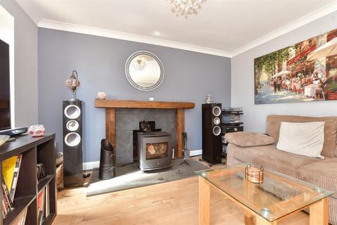 7 Campbell Close, Herne Bay, CT6 6UJ