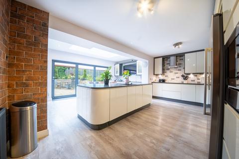 2 Conalan Avenue, Sheffield, S17 4PG