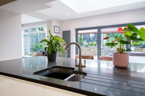 2 Conalan Avenue, Sheffield, S17 4PG